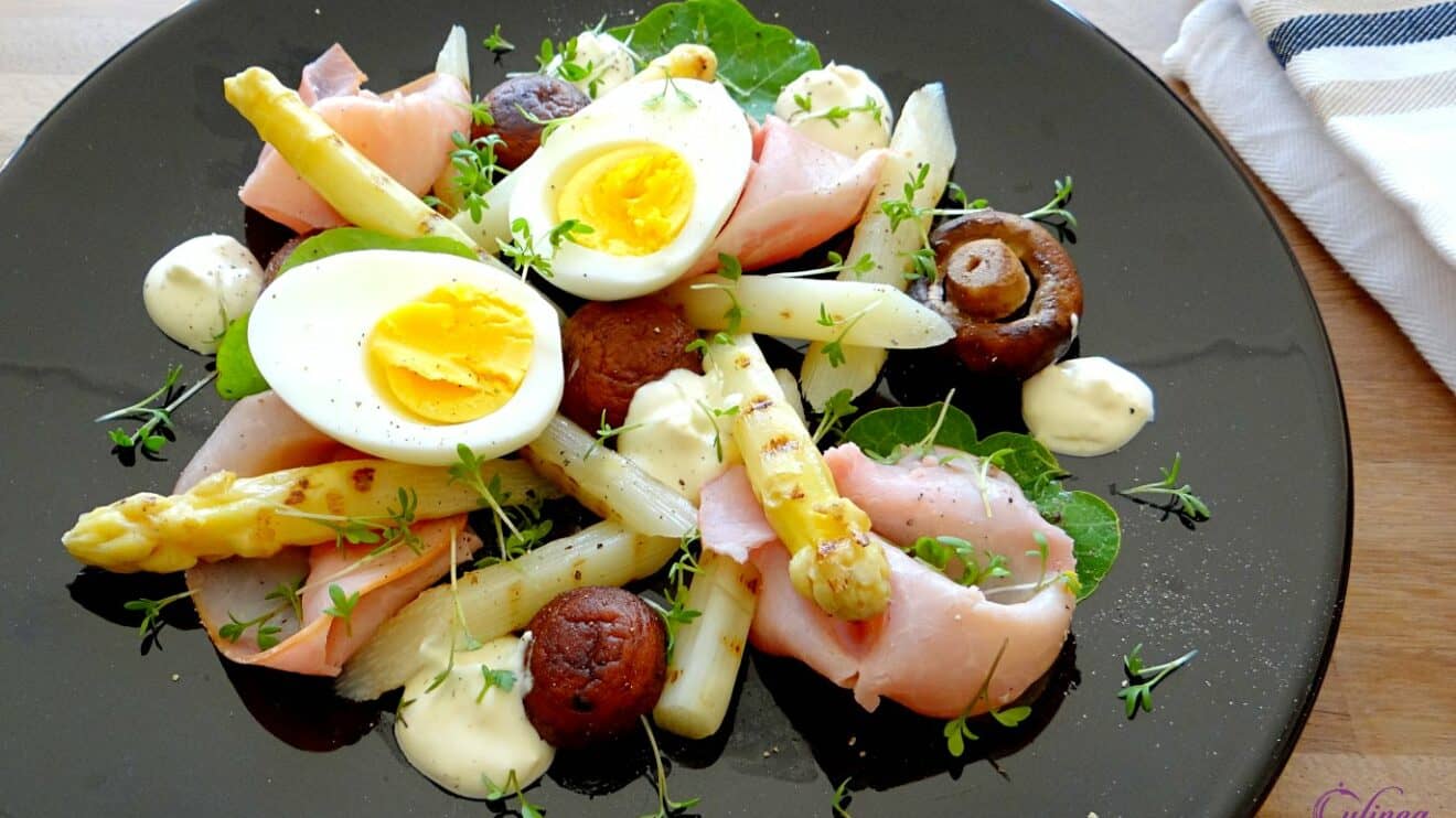 Aspergesalade met champignons, ham en ei