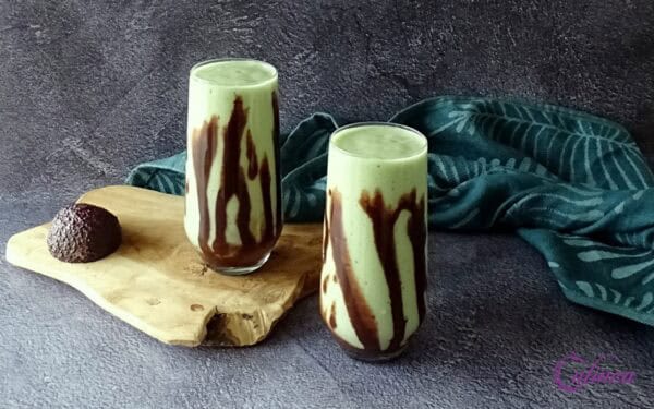 Avocado milkshake (Jus Alpukat)