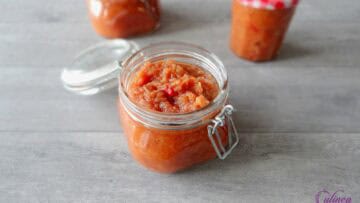 Chutney van kweepeer met abrikozen