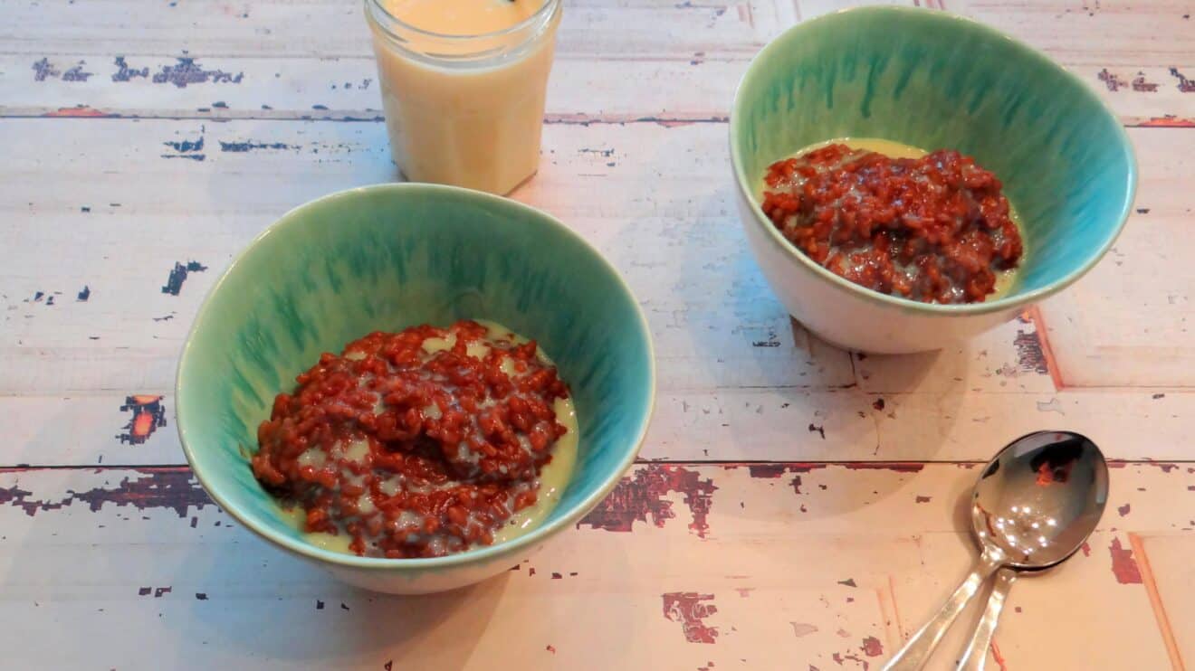 Filipijnse chocolade rijstpudding Champorado