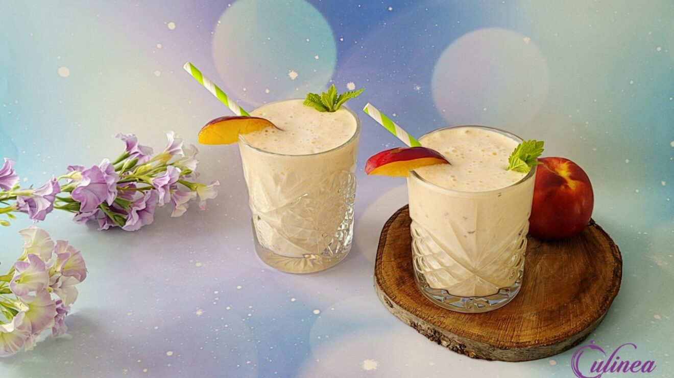 Nectarine whisky cocktail