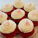 Red Velvet rode bieten cupcakes