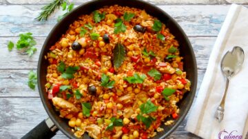 Spaanse risotto met kip en kikkererwten