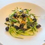 Courgettini met olijven, basilicum en pangrattato