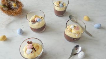 Chocoladeganache met advocaatschuim