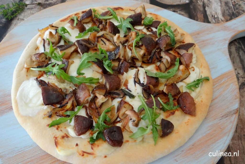 Pizza mozzarella en shiitake 7 (Copy) Culinea.nl;