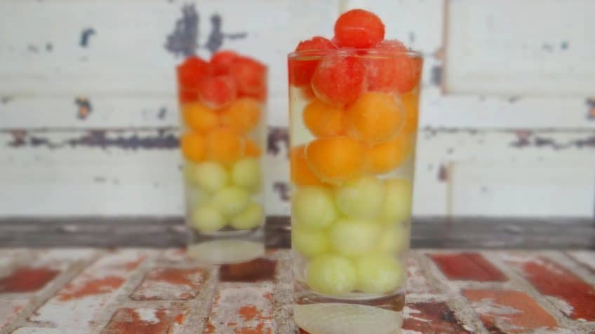 Spritzer met meloenbolletjes