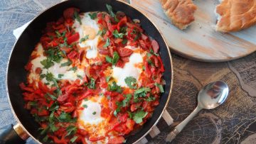 Menemen met sucuk