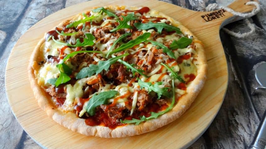 Pizza met lekker veel pulled pork