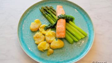 Zalm met groene asperges en krieltjes uit de oven