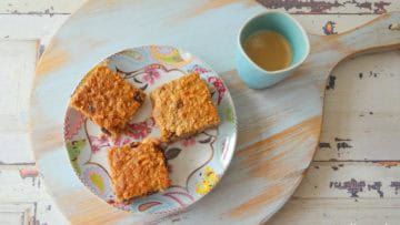 Ontbijtkoeken met noten en gedroogd fruit