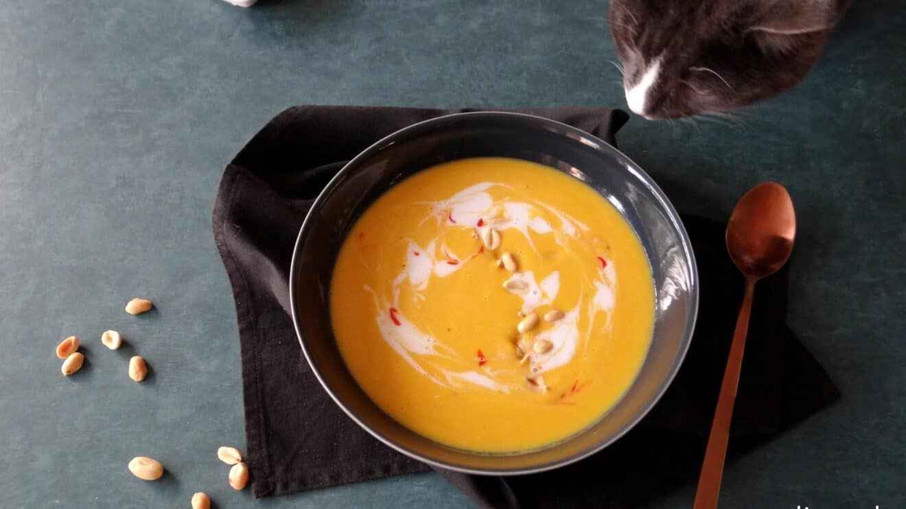 Thaise pompoen soep met kokosmelk