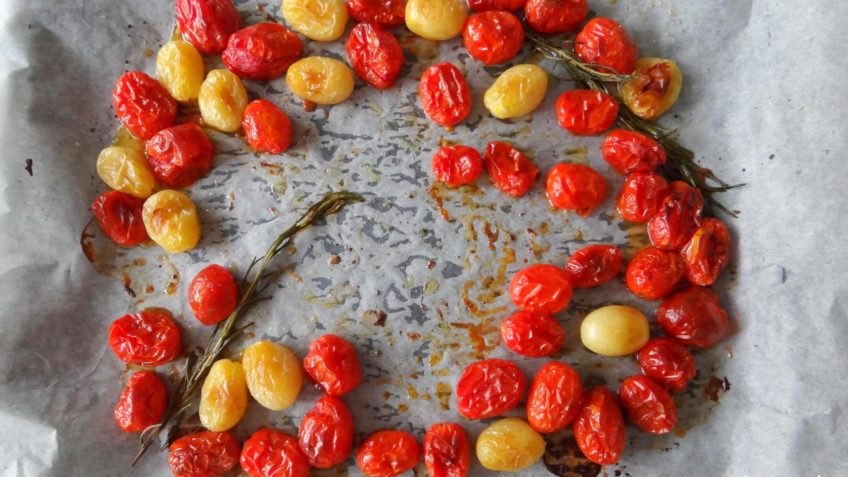 Gnocchi met in de oven geroosterde tomaatjes