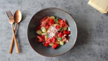 Gnocchi met in de oven geroosterde tomaatjes