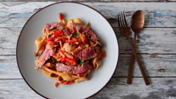 Pappardelle met bavette Stroganoff