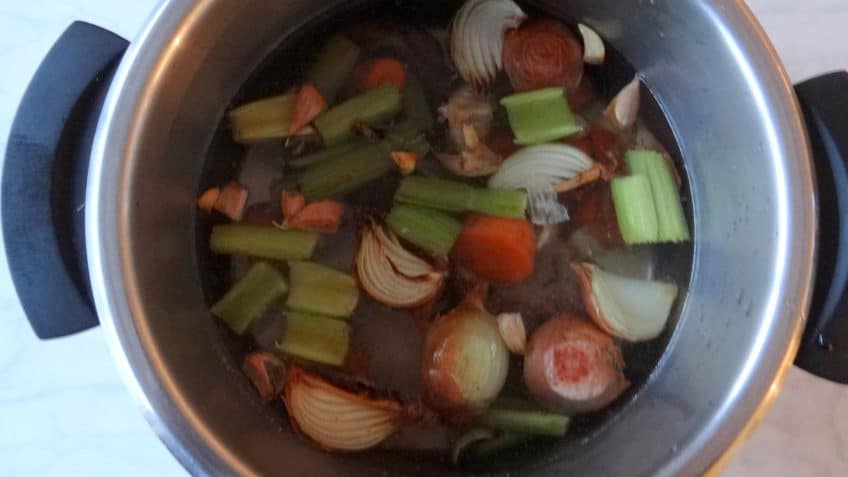 Zelf runderbouillon maken