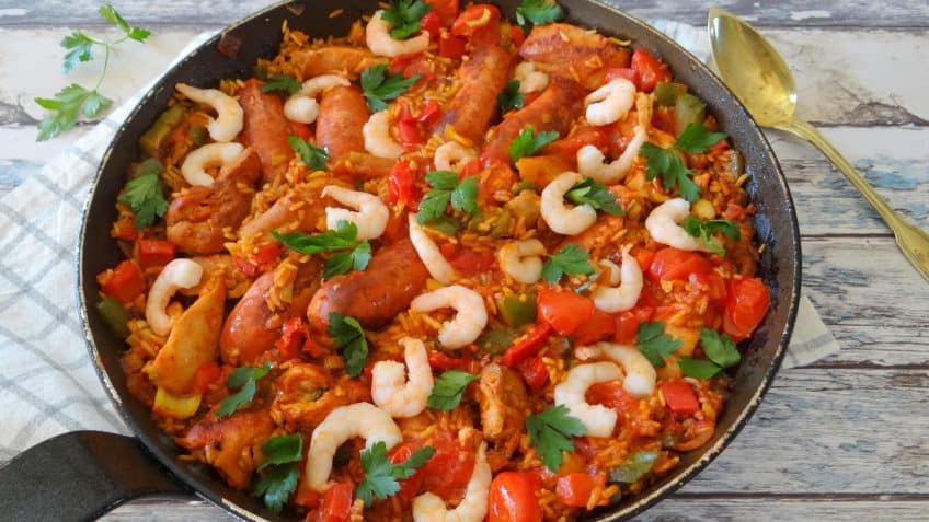 Jambalaya met chorizo en garnalen