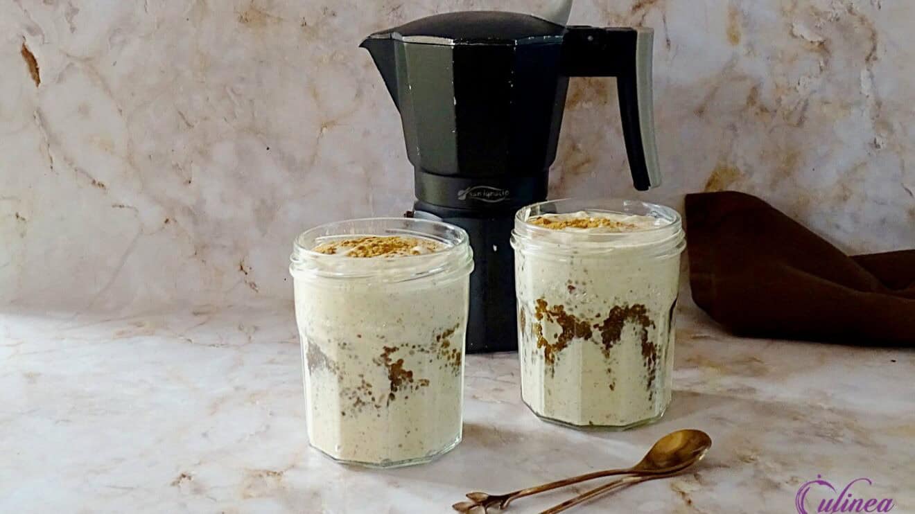 Koffie chiapudding met pindakaas