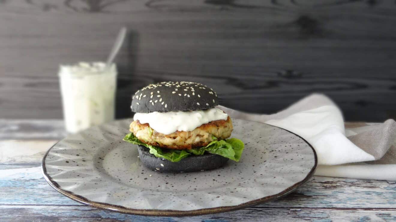 Makreelburger met remoulade saus