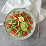 Salade met asperges en vlierbloesemdressing