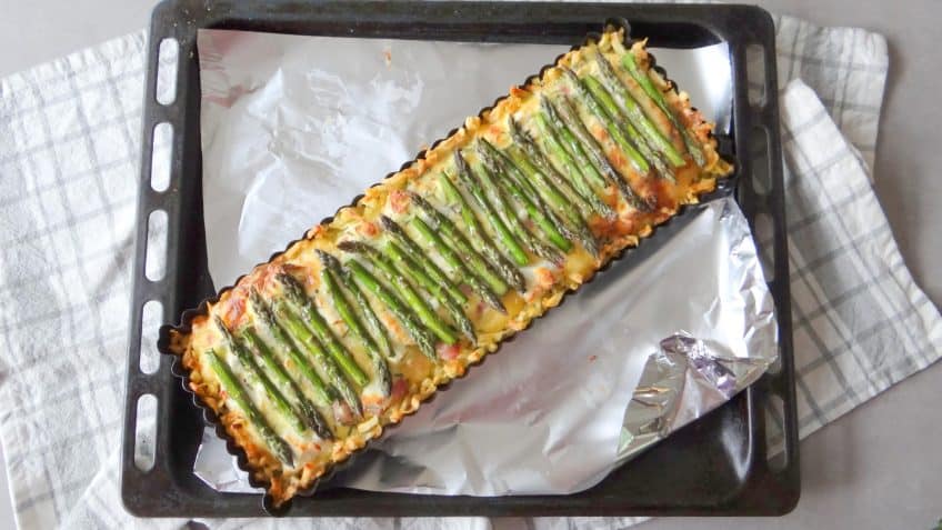 Aspergequiche met kaas