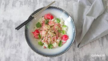 Poke bowl met kokosrijst en witvis