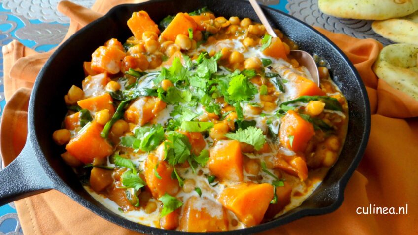 Curry met kikkererwten en zoete aardappelen
