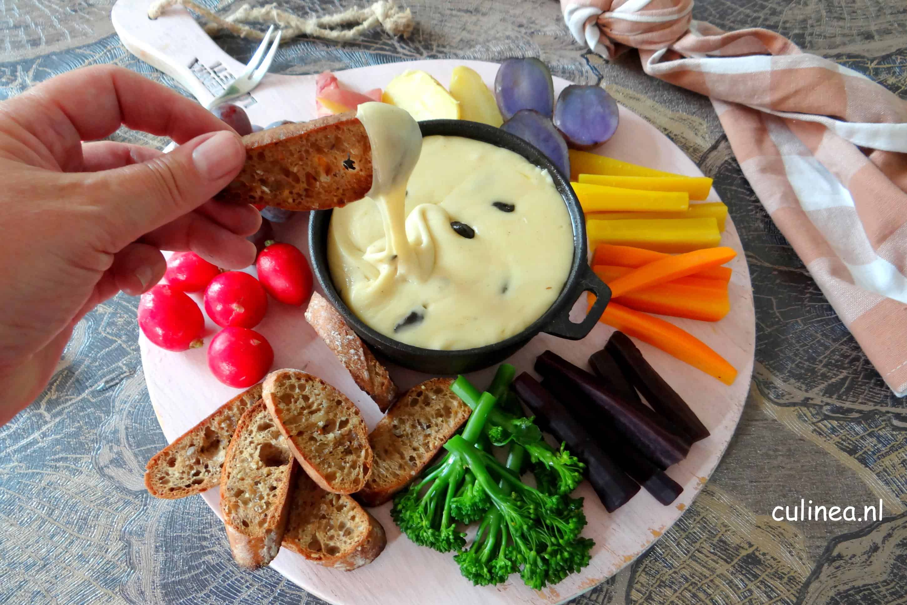 Fondue met drie soorten kaas 12 (Copy) Culinea.nl;