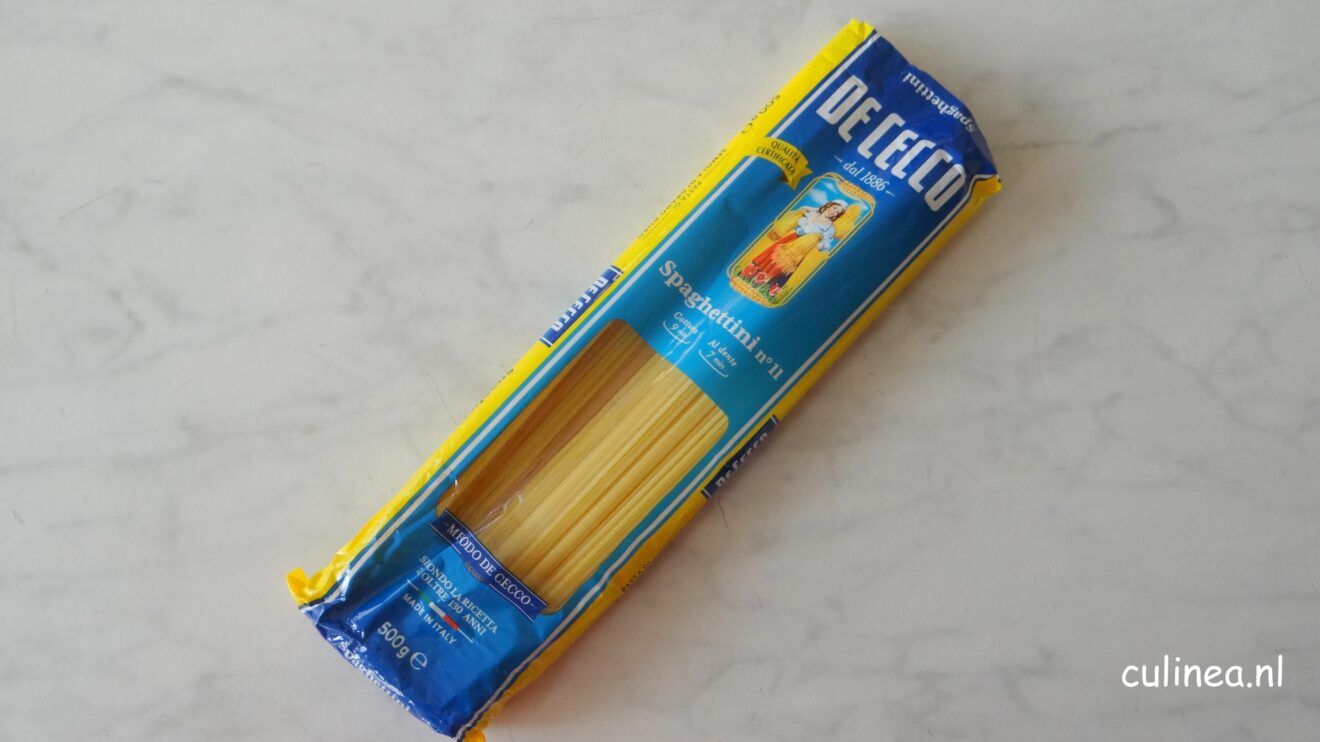 Spaghetti met gekarameliseerde uien