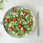 Salade met aardbeien en feta