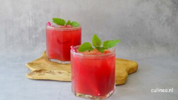 Hibiscus thee cocktail