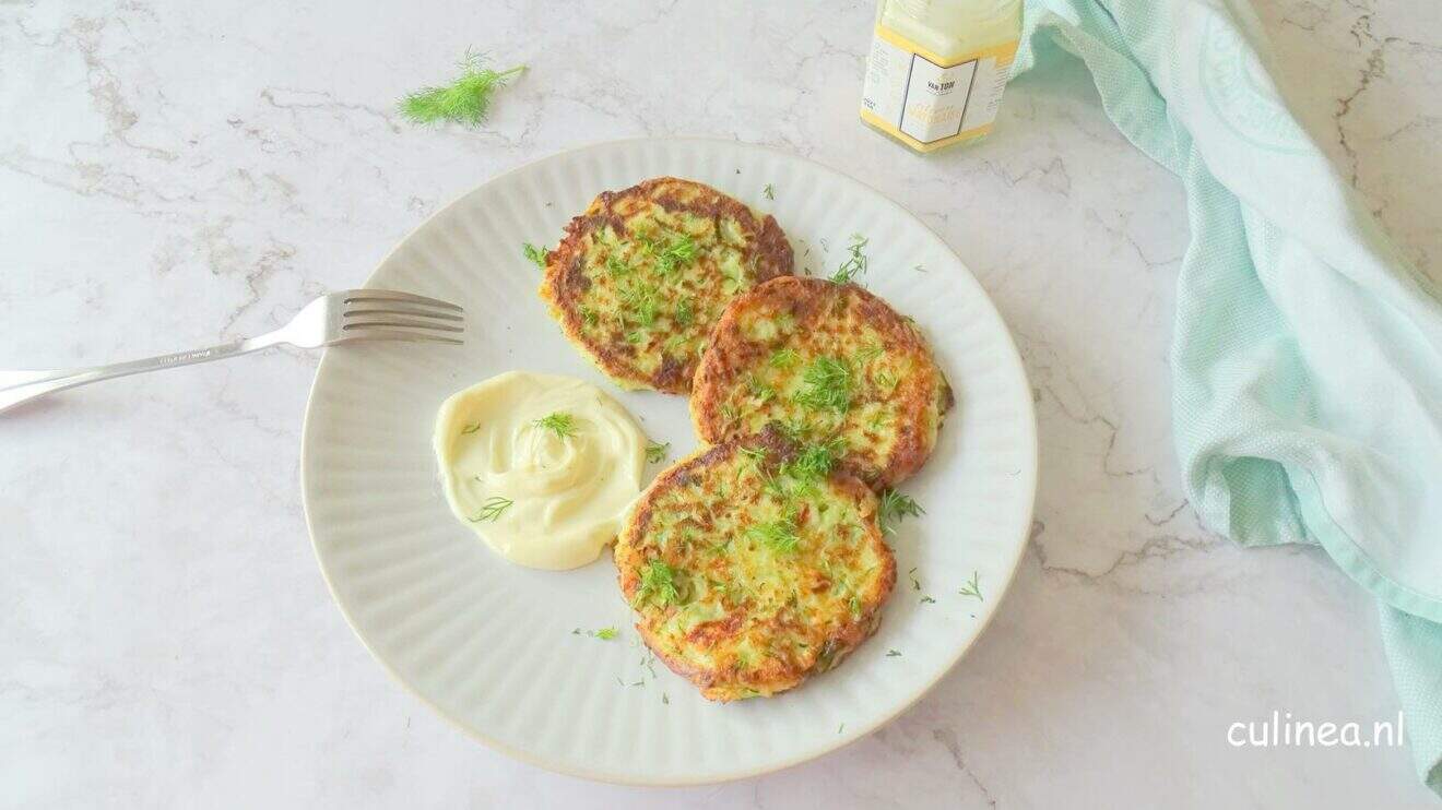 Courgetteburgers met citroenmayonaise