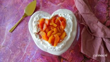 Pavlova met bloedsinaasappels