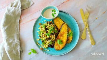 Aubergine schnitzel met parelcouscous