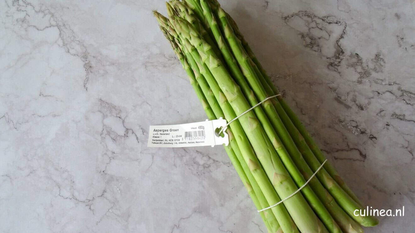 Groene asperge stamppot met kaasblokjes