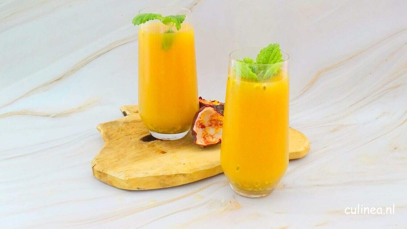 Mango passiefruit mocktail