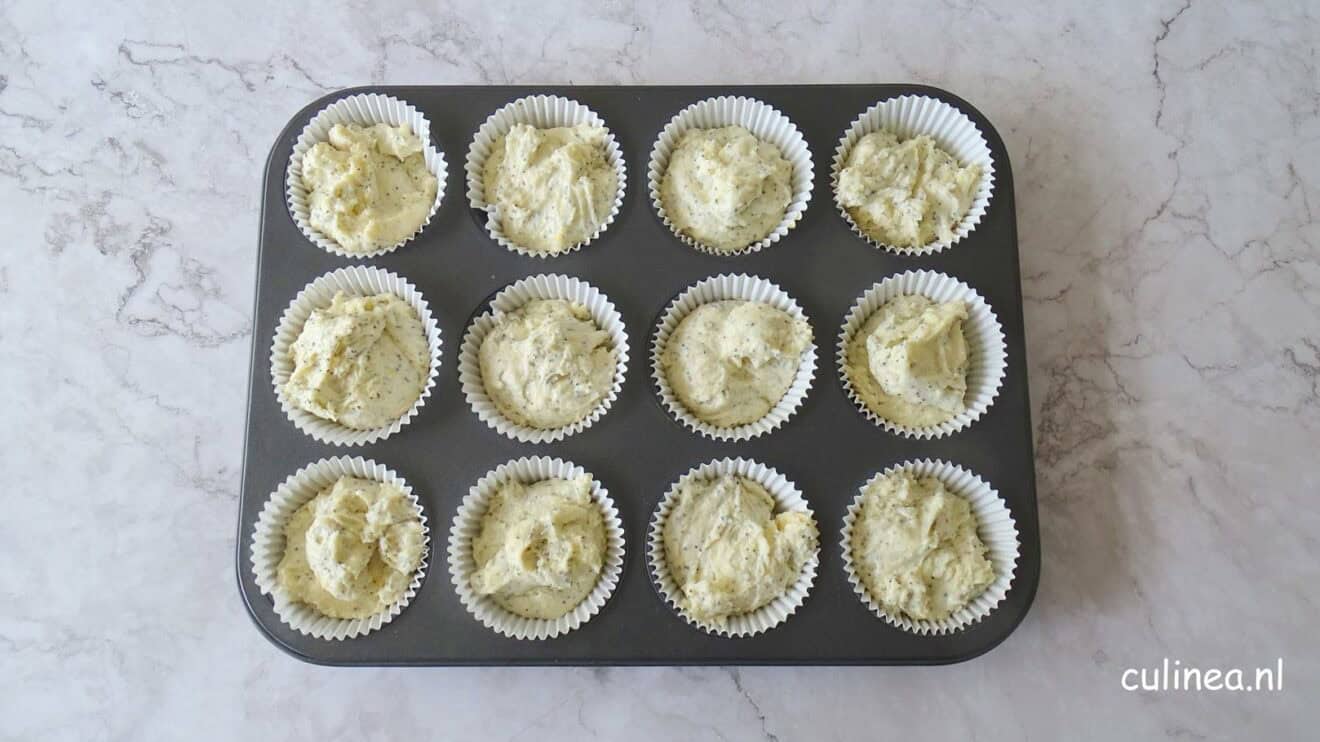 Ricotta, citroen en maanzaad muffins