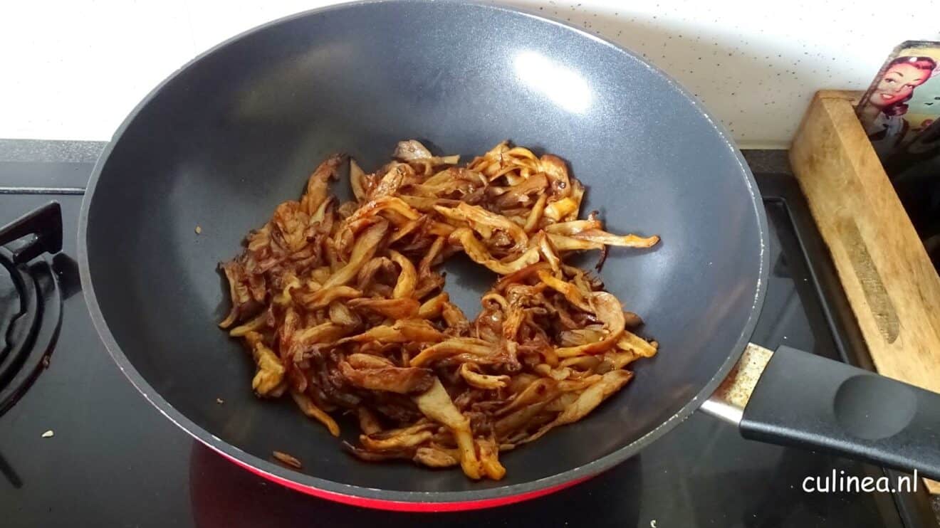 Tacos met pulled oesterzwammen