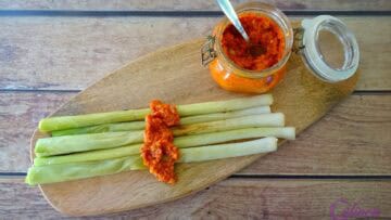 Geroosterde prei met Romesco saus