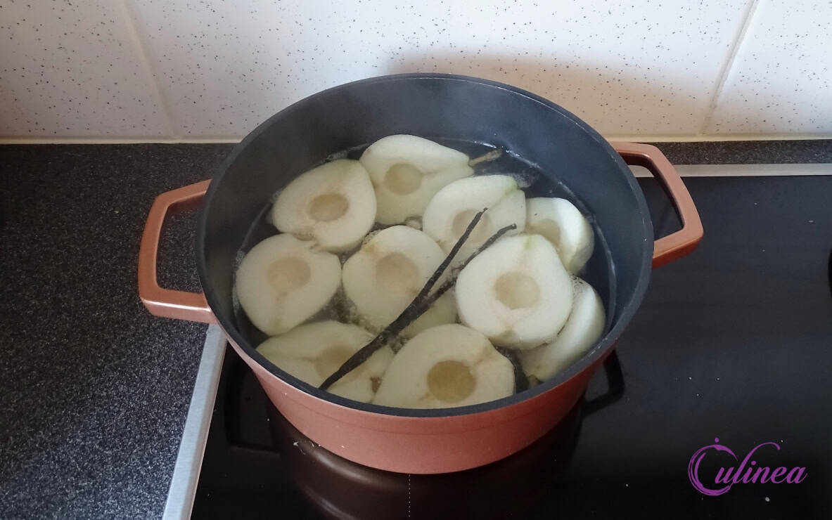 In cider gestoofde peren