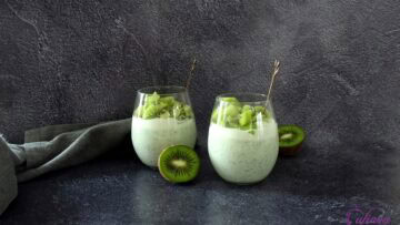 Chiapudding met matcha en kiwi