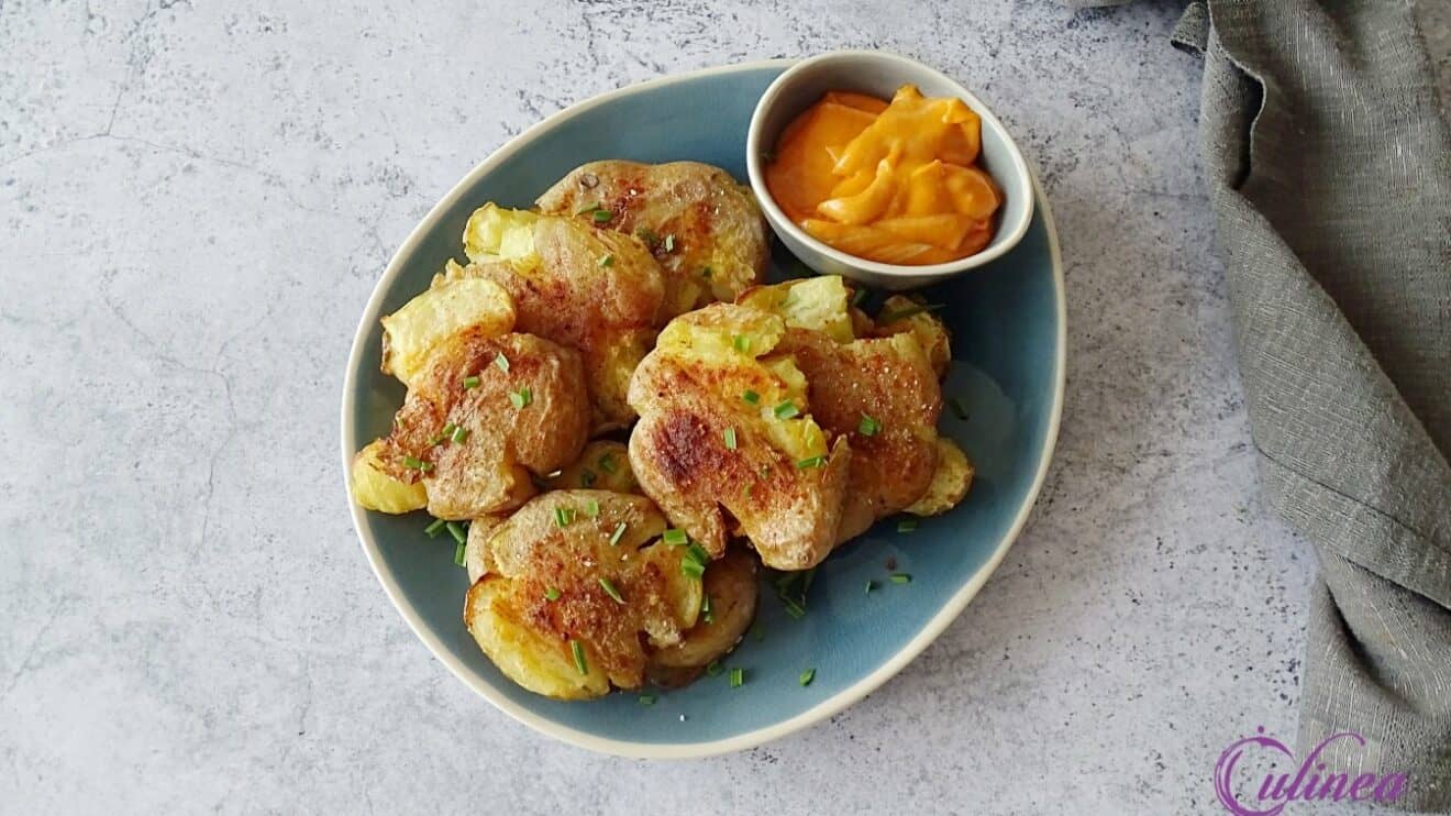 Krokante smashed potatoes