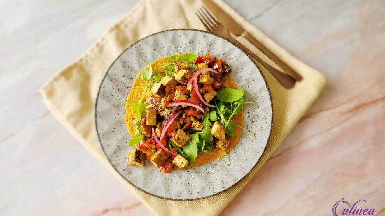 Mediterrane tofu wrap