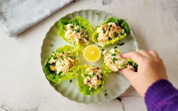 Slawraps met surimi salade