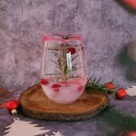 Cranberry en rozemarijn gin-tonic
